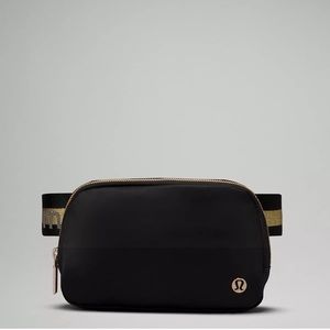 NWT Rare Lululemon Everywhere Belt Bag 1L, Black/Gold/White Opal